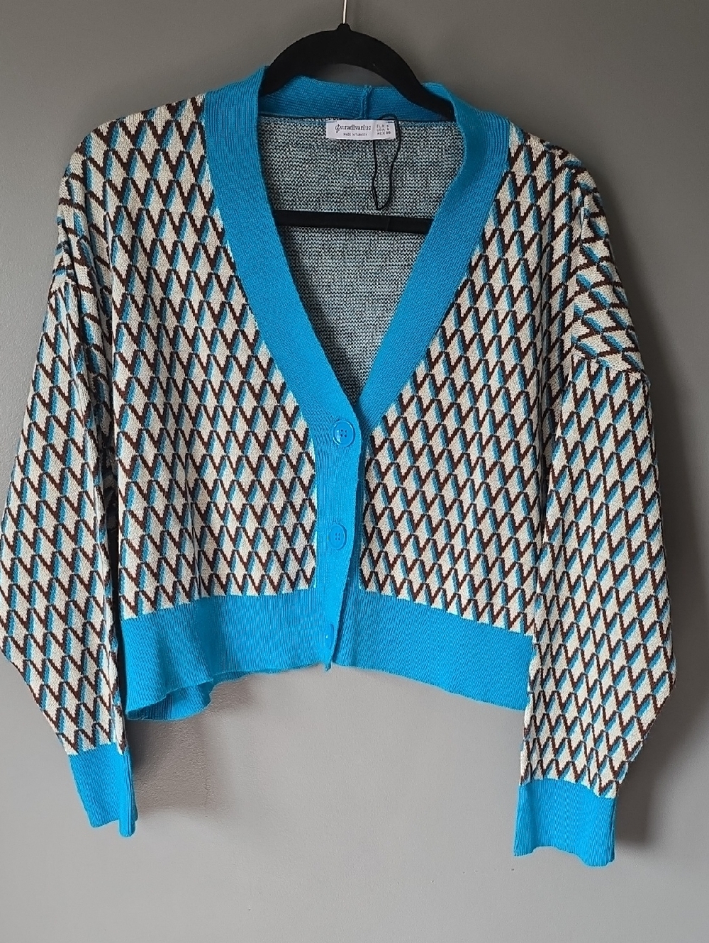 STRADIVARUS CROPPED CARDIGAN